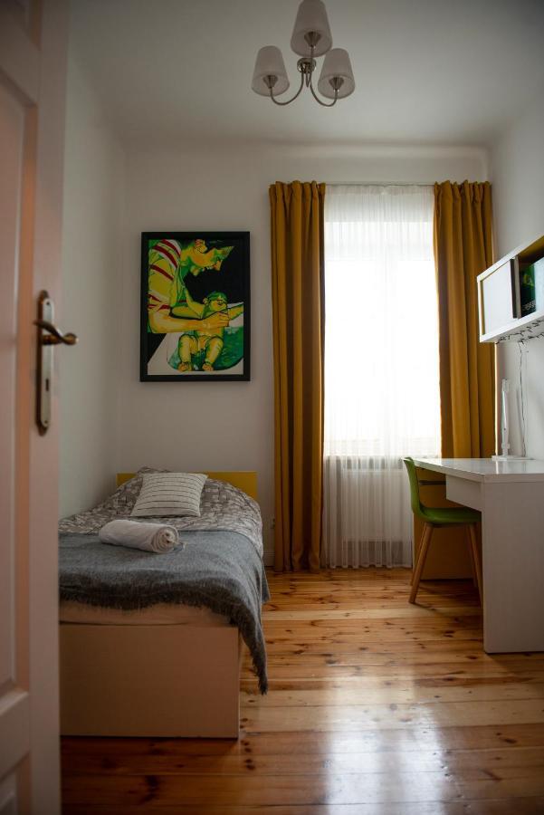 Апартаменты Klimatyczny Apartament Art Deco Хелм Экстерьер фото