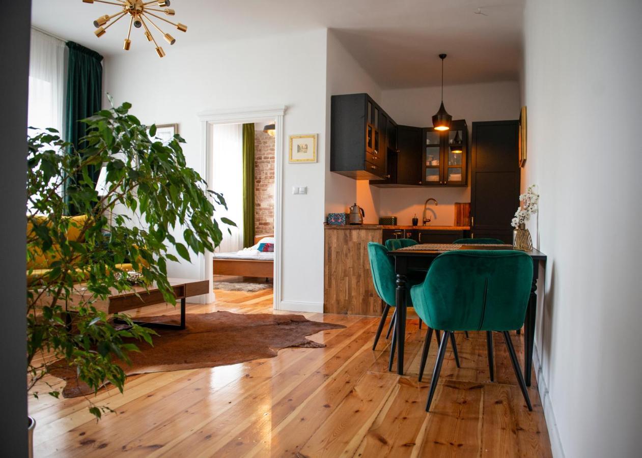 Апартаменты Klimatyczny Apartament Art Deco Хелм Экстерьер фото